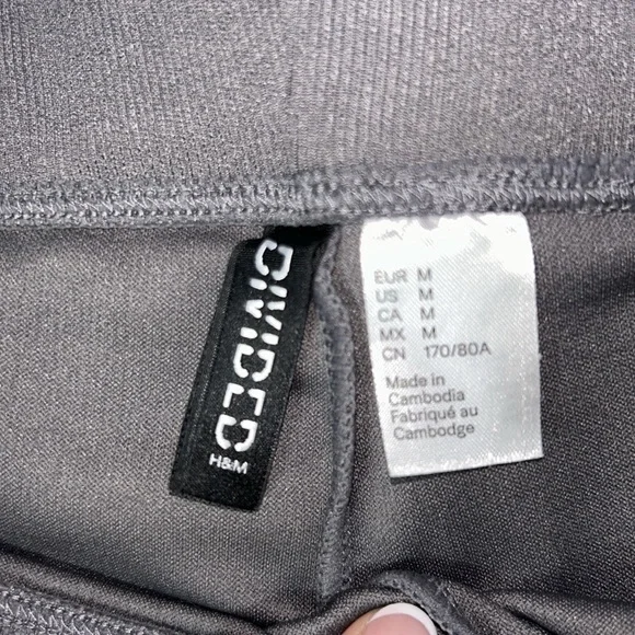 H&M Ribbed Pants with Front Slit - Picture 5 of 9